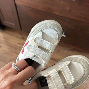 VEJA toddler sneakers